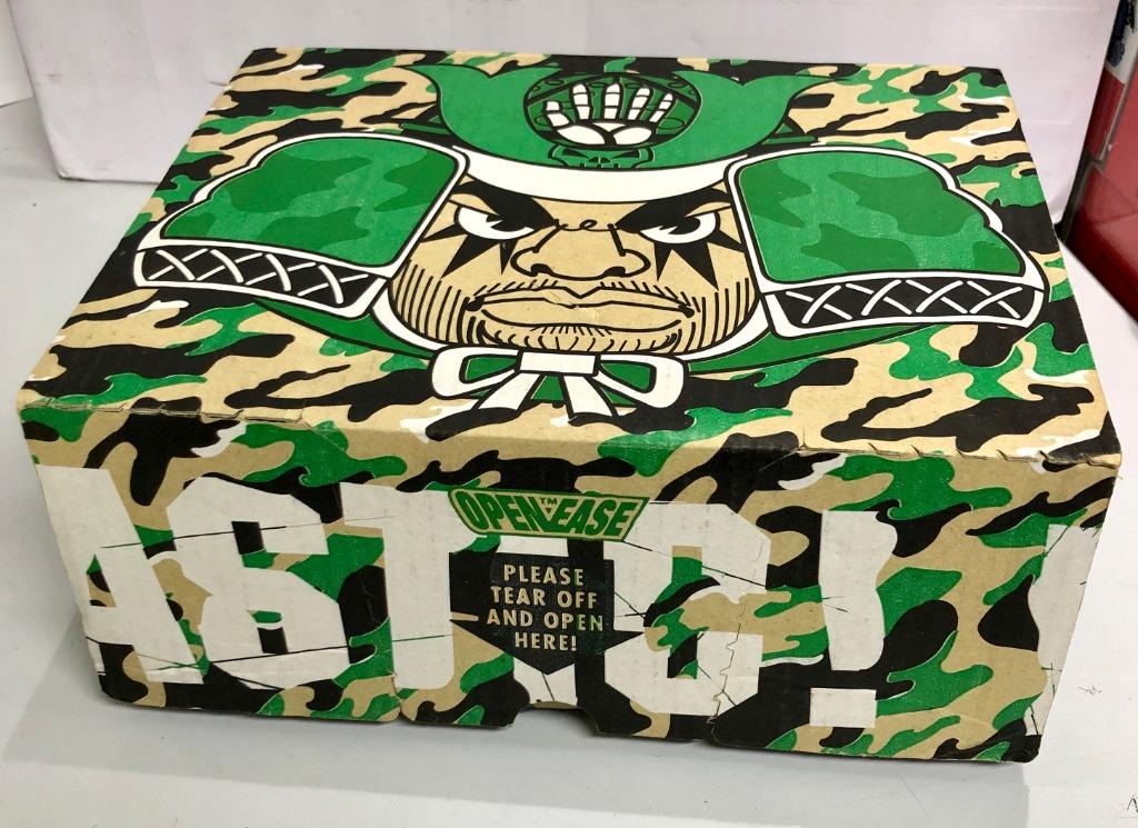 MEDICOM TOKYO TRIBE 2 KUBRICK 2000 MILITARY SANTASTIC WEAR BOX VOL.ONE Inoue Santa OPENED C189-76