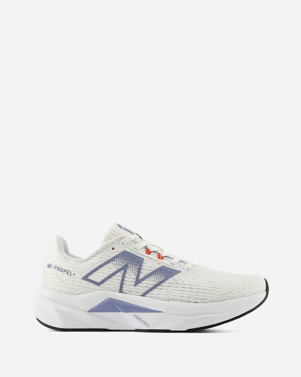 New Balance FuelCell Propel v5