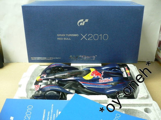 AUTOART 1/18 GRAN TURISMO RED BULL X2010 S. VETTEL