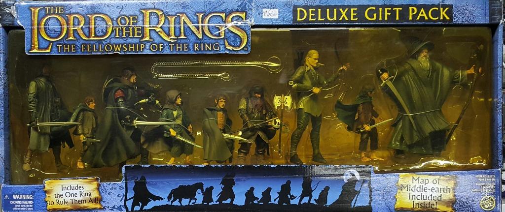 TOY BIZ 81271 THE LORD OF THE RINGS THE FELLOWSHIP OF THE RING DELUXE GIFT PACK FRODO BAGGINS GANDALF THE GRAY ARAGORN LEGOLAS GIMLI BOROMIR SAMWISE GAMGEE MERRY & PIPPIN