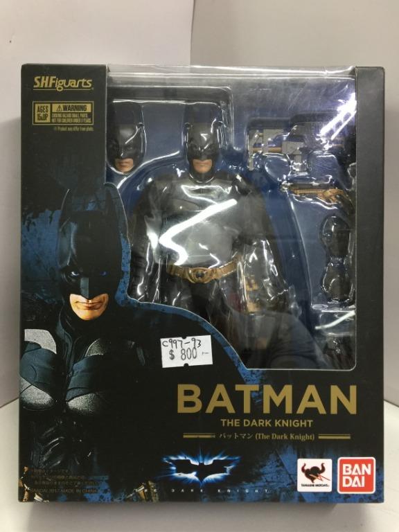 BANDAI SHFIGUARTS BATMAN THE DARK KNIGHT