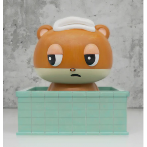 Jun Makita - The Healing Moment of a Day - Bear Bath