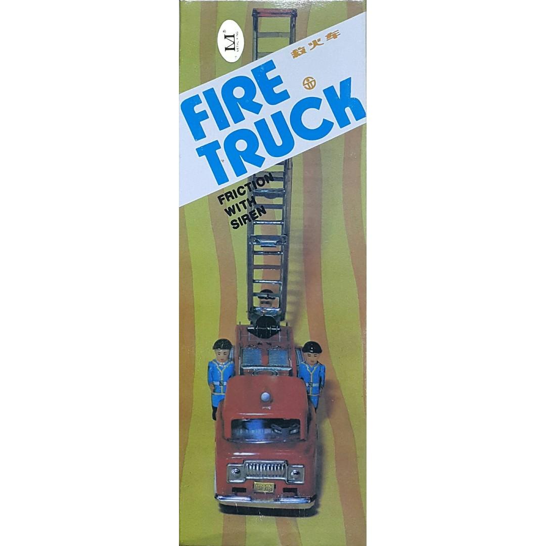 METAL KING MF718 TIN TOYS COLLECTABLE ITEM FIRE TRUCK FIRE ENGINE FRICTION WITH SIREN