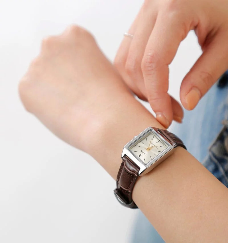 Casio LTP-V007L-9E 22mm Ladies Leather Strap Vintage Watch