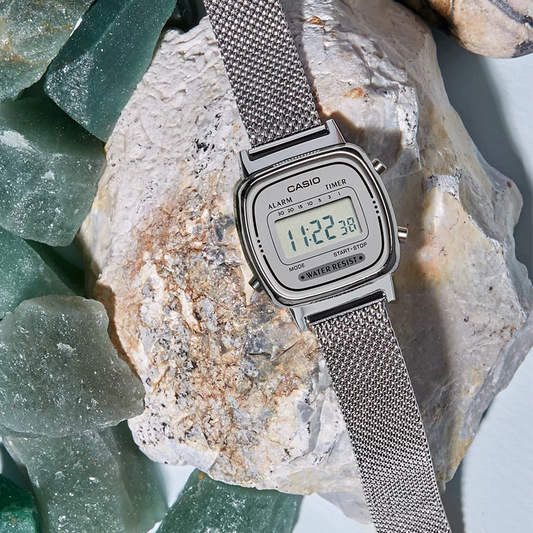 Casio LA670WEM-7 Ladies Mesh Strap Digital Vintage Watch