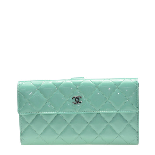 Chanel Long Button Wallet A48983VLGRN 1800