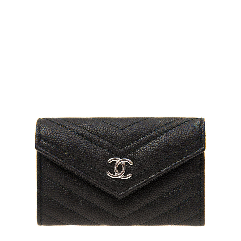 Chanel Short Button Wallet A84344CBLKSSV 9014