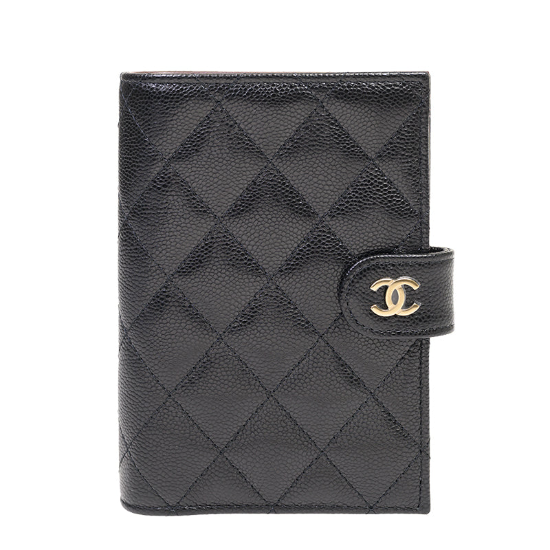 Chanel Short Button Wallet AP3791CBLKGP 347