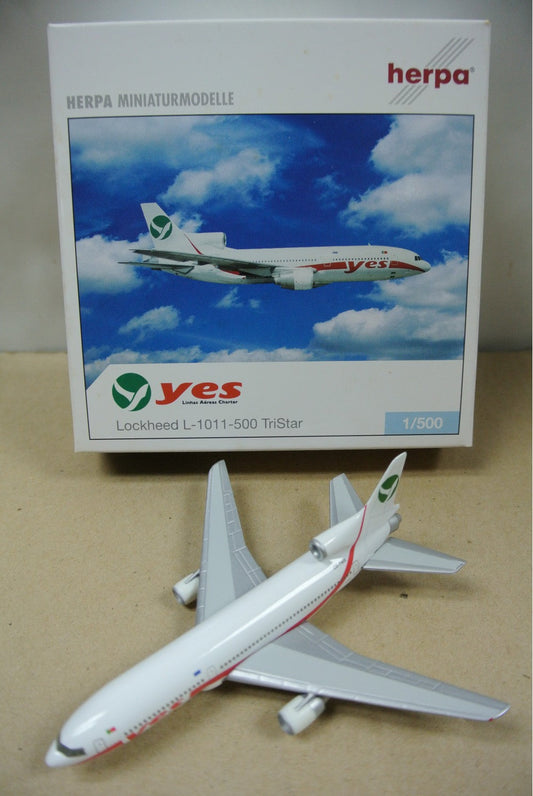 HERPA 1/500 YES LOCKHEED L-1011-500 TRISTAR CS-TMX