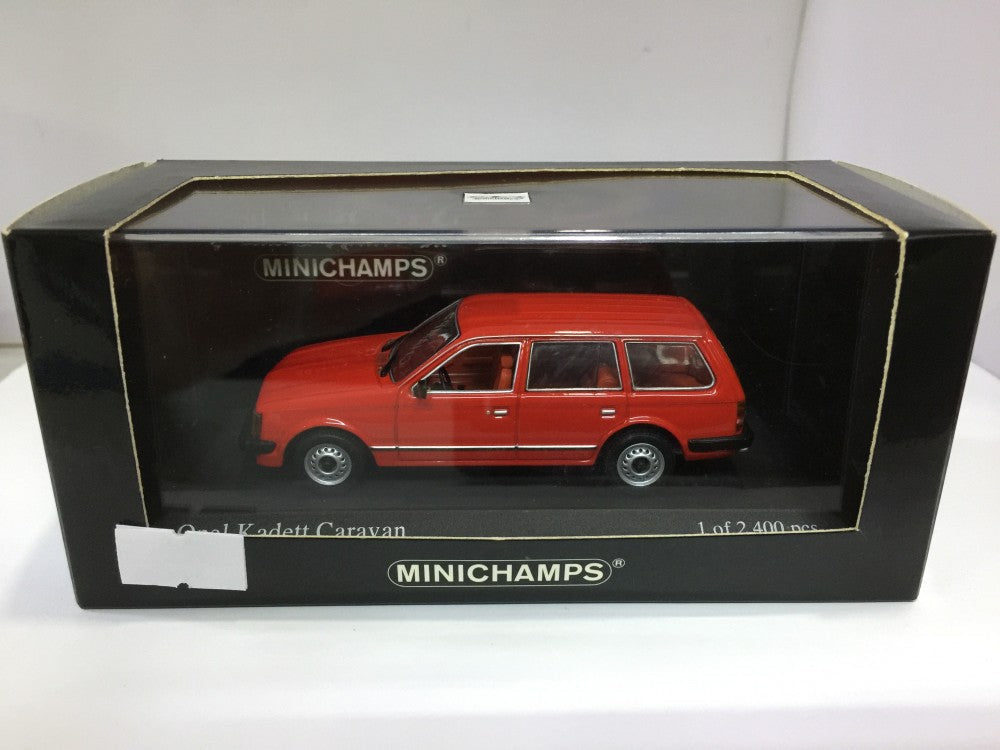 MINICHAMPS 1/43 OPEL KADETT CARAVAN 1979 RED