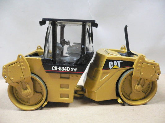 NORSCOT 1/50 CAT CATERPILLAR CB-534D XW VIBRATORY ASPHALT COMPACTOR