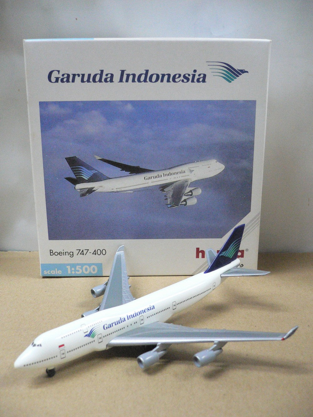 HERPA WINGS 1/500 GARUDA INDONESIA BOEING 747-400