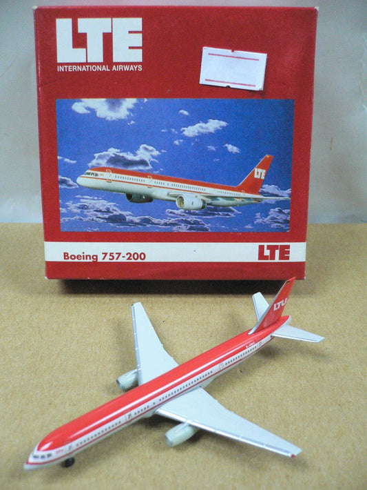 HERPA WINGS 1/500 LTE INTERNATIONAL AIRWAYS BOEING 757-200