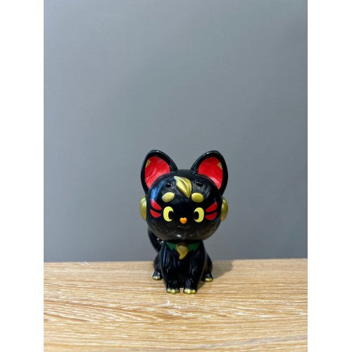 CHUBBY OJISAN X KAMA KITSUNE (BLACK VARIANT)