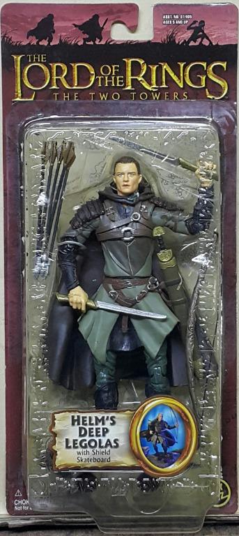 TOY BIZ 81405 THE LORD OF THE RINGS THE TWO TOWERS HELM'S DEEP LEGOLAS WITH SHIELD SKATEBOARD ORLANDO BLOOM