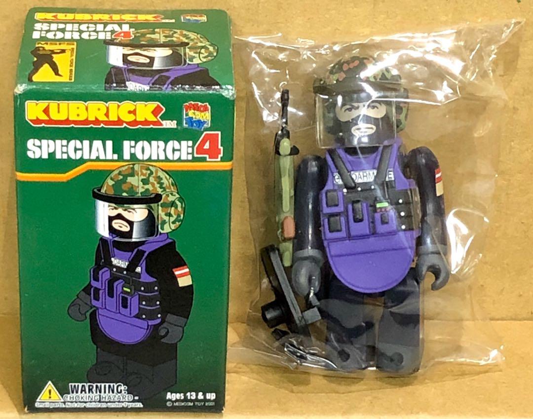 MEDICOM 100% KUBRICK SPECIAL FORCE 4 MSFS COBRA