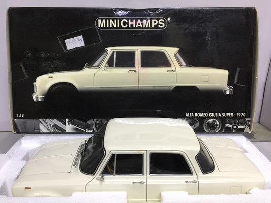MINICHAMPS 1/18 ALFA ROMEO GIULIA SUPER 1970 WHITE