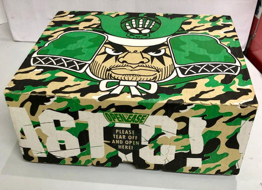 MEDICOM TOKYO TRIBE 2 KUBRICK 2000 MILITARY SANTASTIC WEAR BOX VOL.ONE Inoue Santa OPENED C189-76