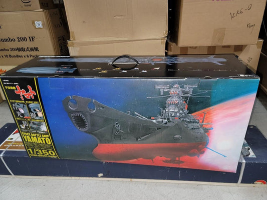 Bandai 1/350 Space Battleship Yamato Yamato Super Huge Model New Unbuilt