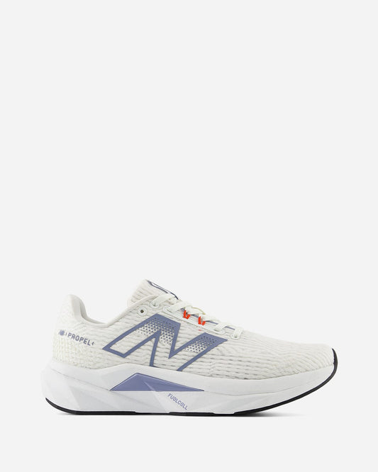 New Balance FuelCell Propel v5