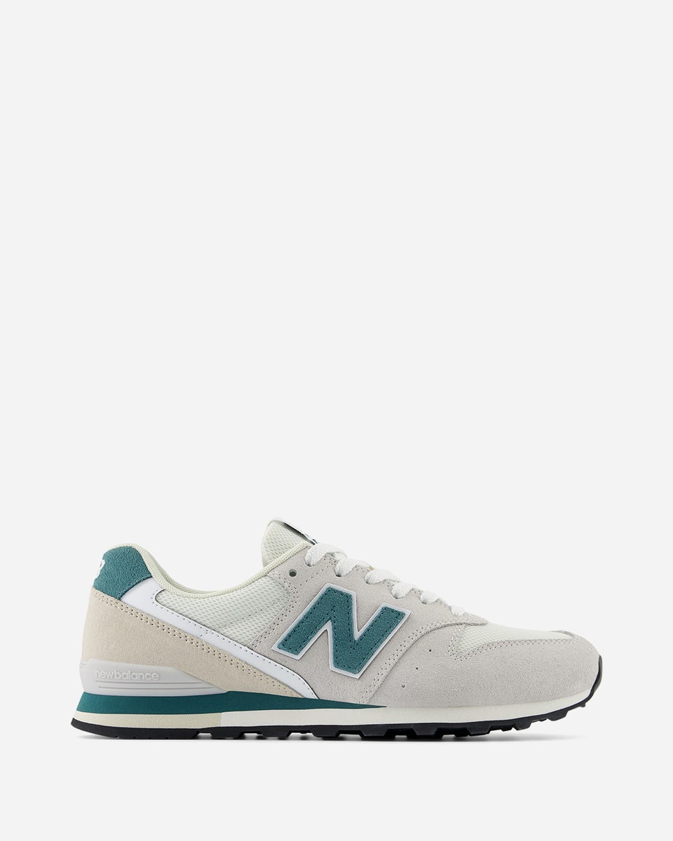 New Balance 996