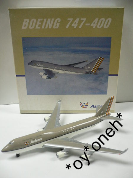 HERPA WINGS 1/500 ASIANA BOEING 747-400