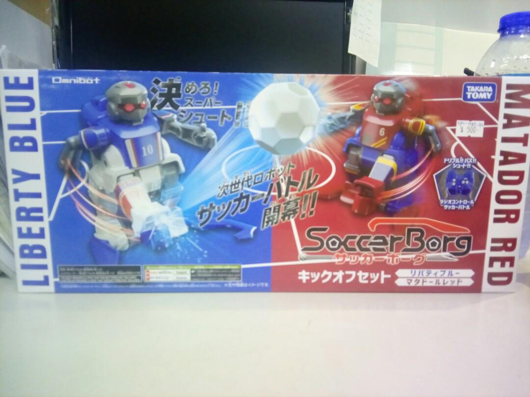 TAKARA TOMY 10287 Remote Control Football Robot SOCCER BORG
