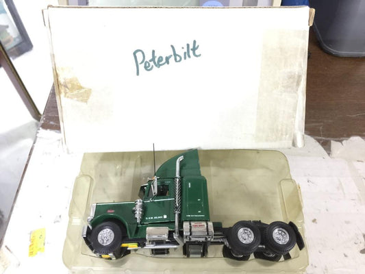 MATCHBOX 1/58 PETERBILT 359 Peterbilt Muscle Truck American Long Truck