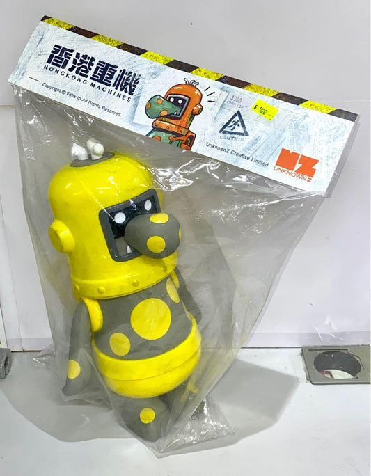 FELIX IP UNKNOWNZ CREATIVE HONGKONG MACHINES TRASHMAN Yellow