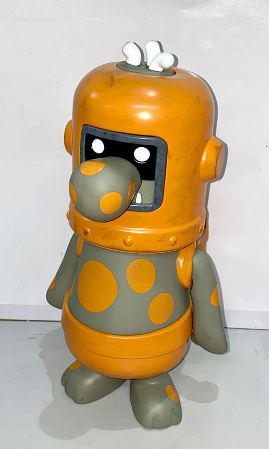 FELIX IP UNKNOWNZ CREATIVE HONGKONG MACHINES TRASHMAN Orange