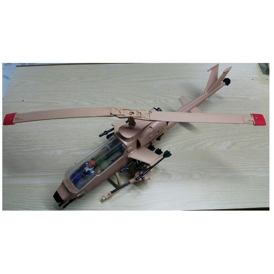 HASBRO 57718 GI JOE LOCUST ASSAULT COPTER LOCUST XH-1 & PILOT WILD BILL FIGURE