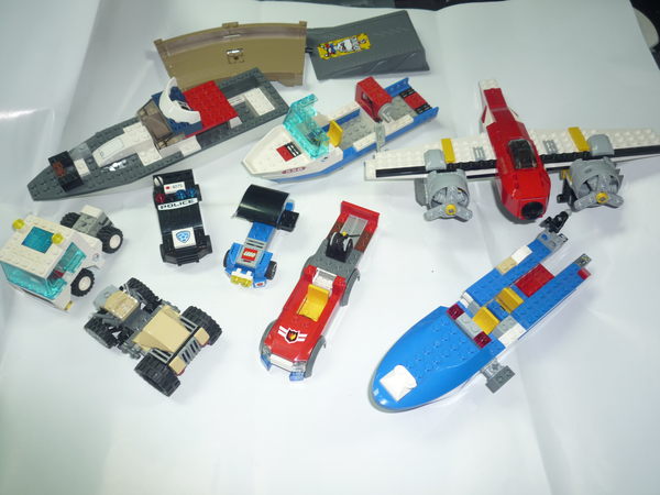 LEGO LOT parts accessories vehicle boat plane car  b31332007