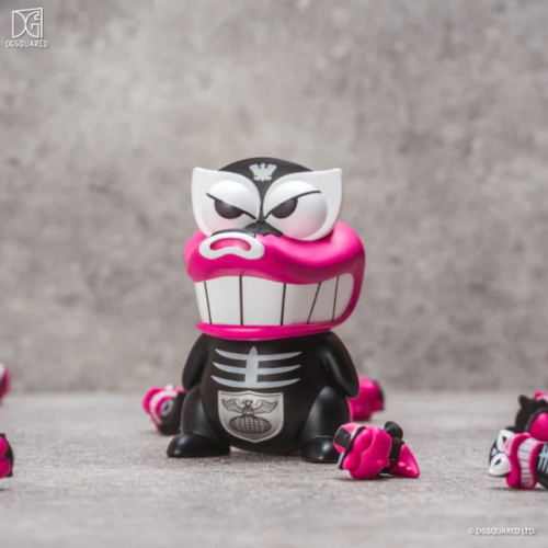 Crayon Shinchan x Masked Rider's Vinyl Figure - Waniyama-san x Shocker Combatman (original color)