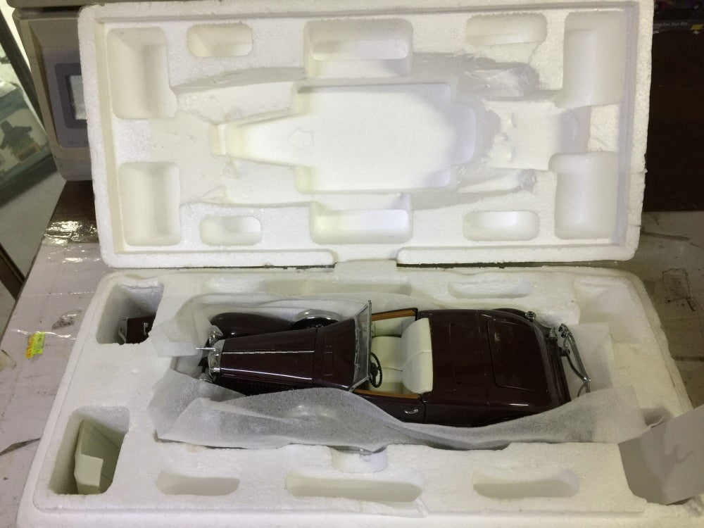 FRANKLIN MINT 1/24 1935 DUESENBERG J BROWN