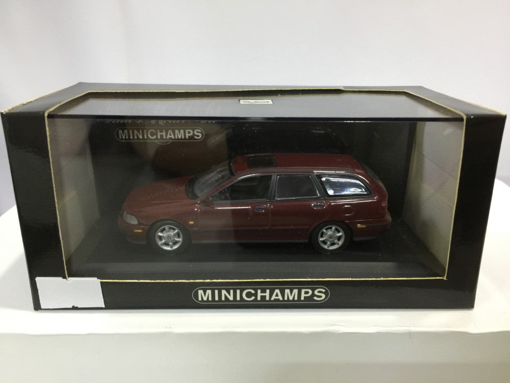 MINICHAMPS 1/43 VOLVO V40 BREAK 1996 RED METALLIC