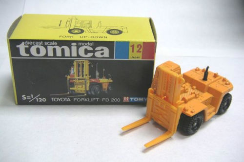 VINTAGE TOMICA 12 - TOYOTA FORKLIFT FD200 MADE IN JAPAN