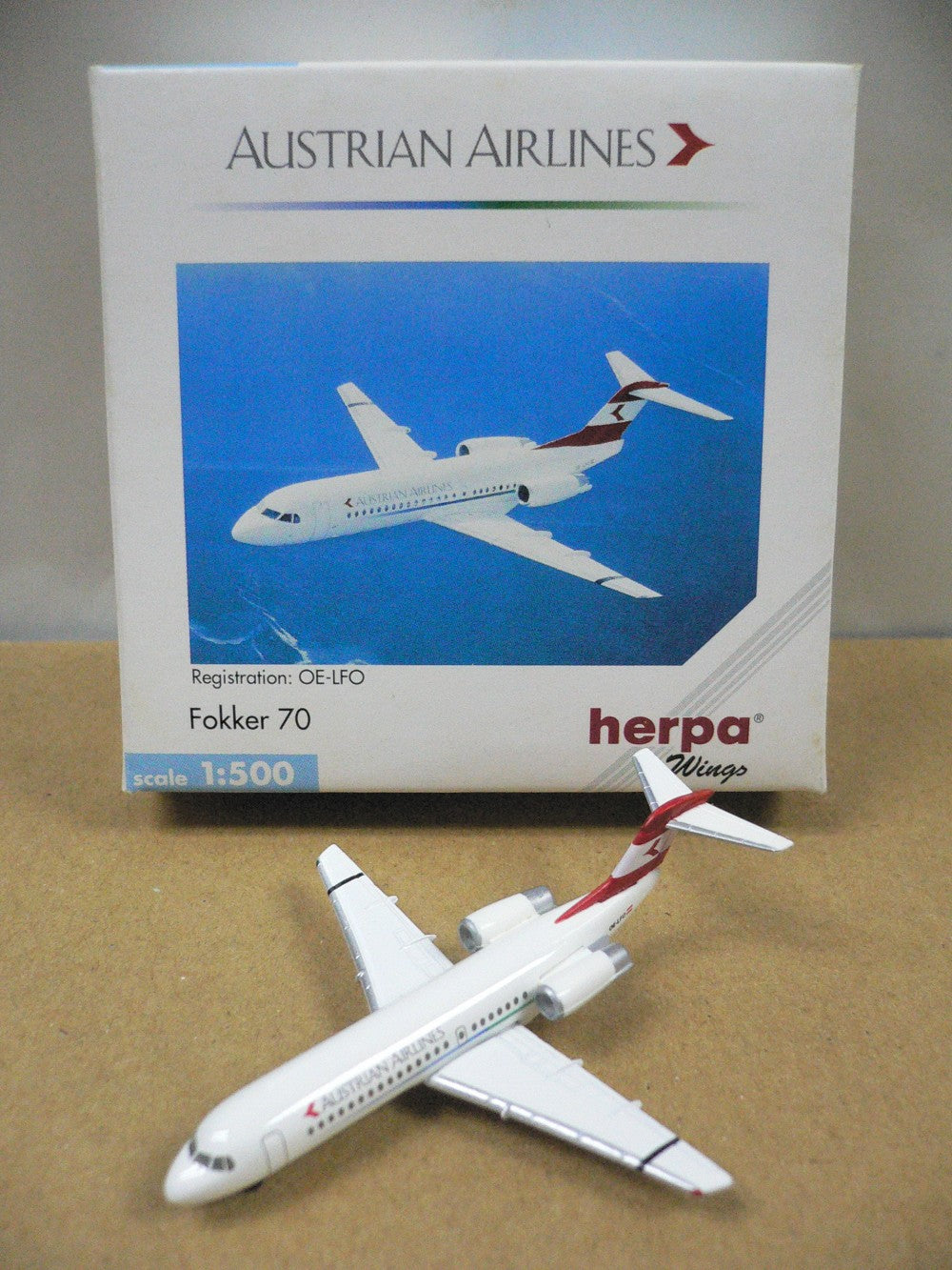 HERPA WINGS 1/500 AUSTRIAN AIRLINES FOKKER 70 OE-LFO