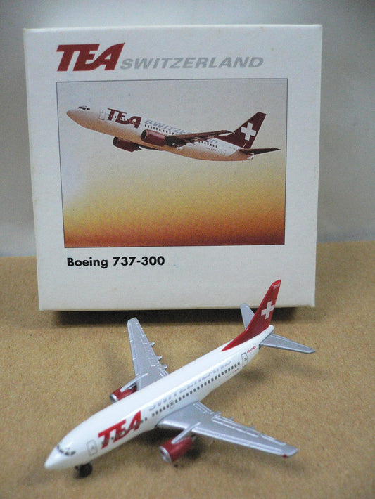 HERPA WINGS 1/500 TEA SWITZERLAND BOEING 737-300 HB-IIF