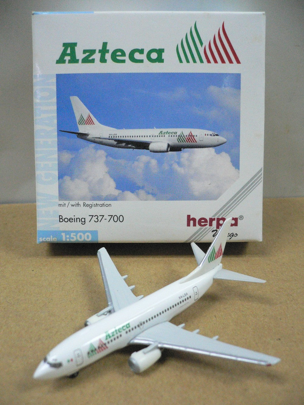 HERPA WINGS 1/500 AZTECA BOEING 737-700 XA-LSA