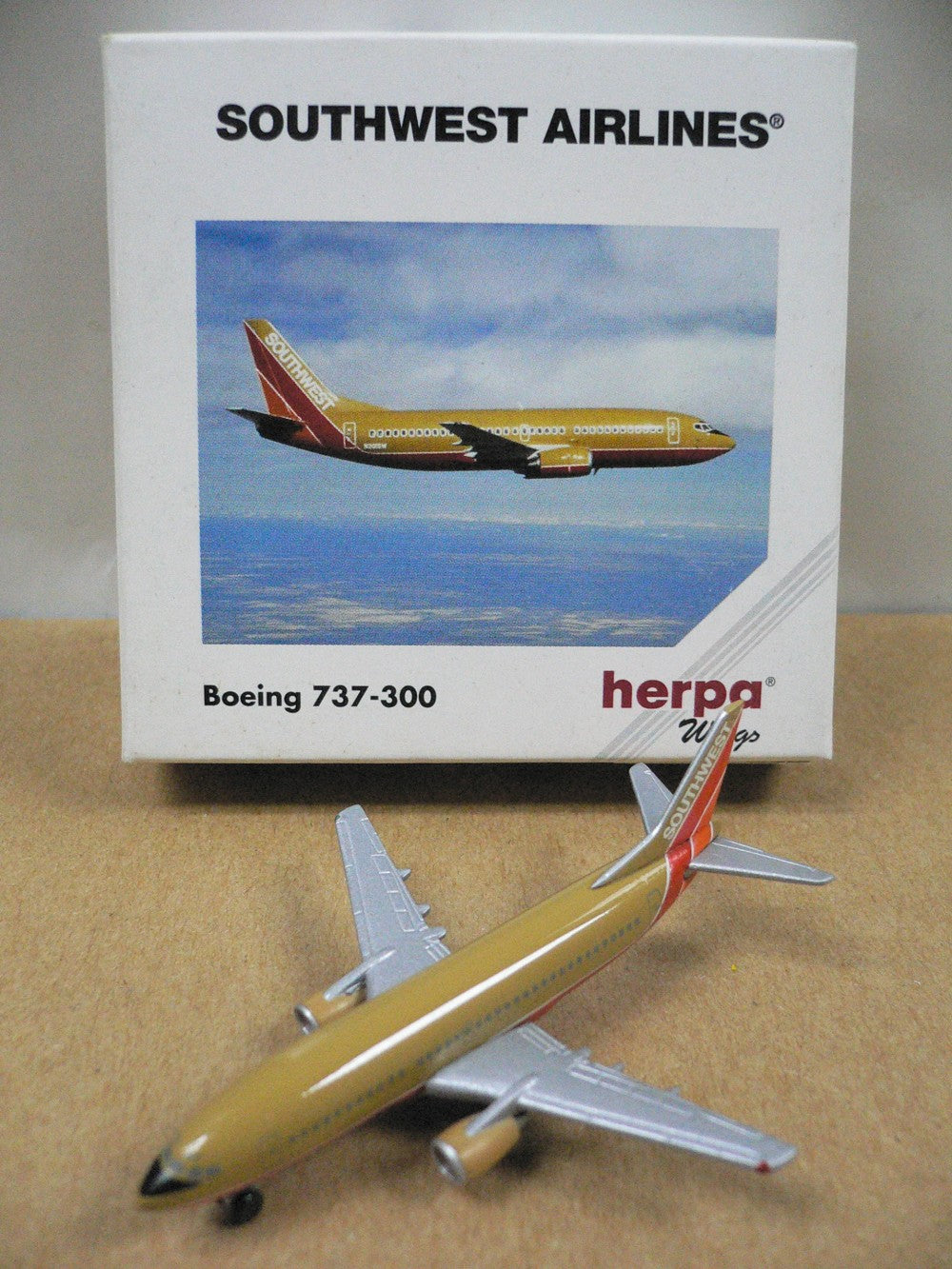 HERPA WINGS 1/500 SOUTHWEST AIRLINES BOEING 737-300