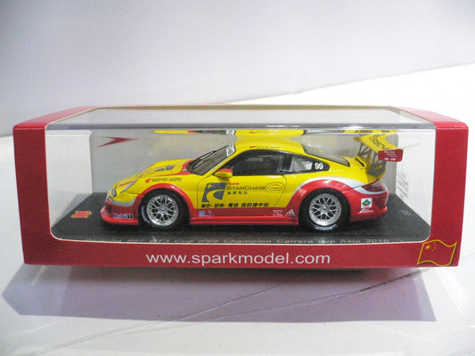 SPARK 1/43 PORSCHE 911 GT3 CUP CHAMPION CARRERA CUP ASIA 2010 #99 SA001