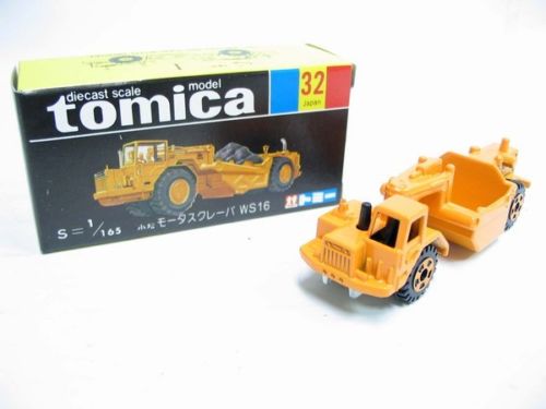 VINTAGE TOMICA 32 - KOMATSU MOTOR SCRAPER WS16 MADE IN JAPAN