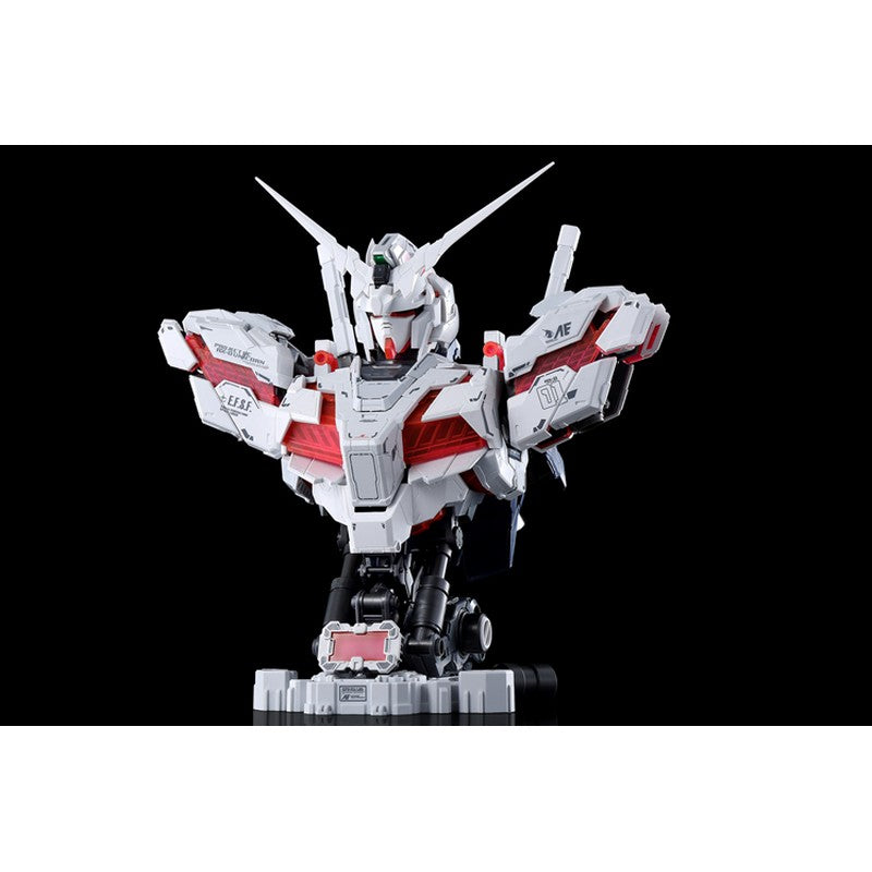 1/35 RX-0 Unicorn Gundam Bust Model Kit with Light-Up