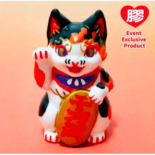 Three-flowered lucky cat