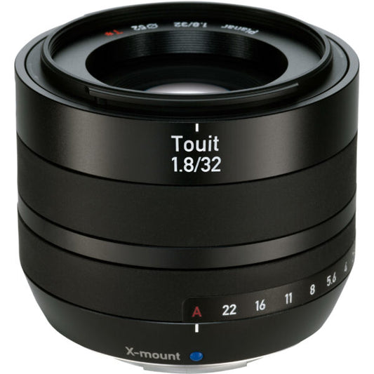 Zeiss Touit 32mm f/1.8 lens (Fuji X-mount)