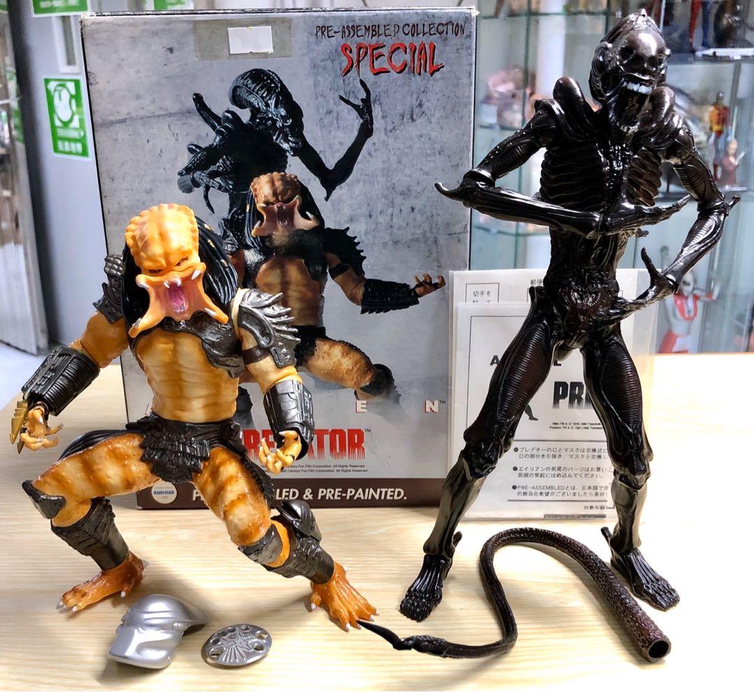 MEDICOM PRE-ASSEMBLED PRE-PAINTED SPECIAL ALIEN VS PREDATOR NON SCALE SOFT VINYL FINISHED MODEL Alien Predator Finished Product PIU-270