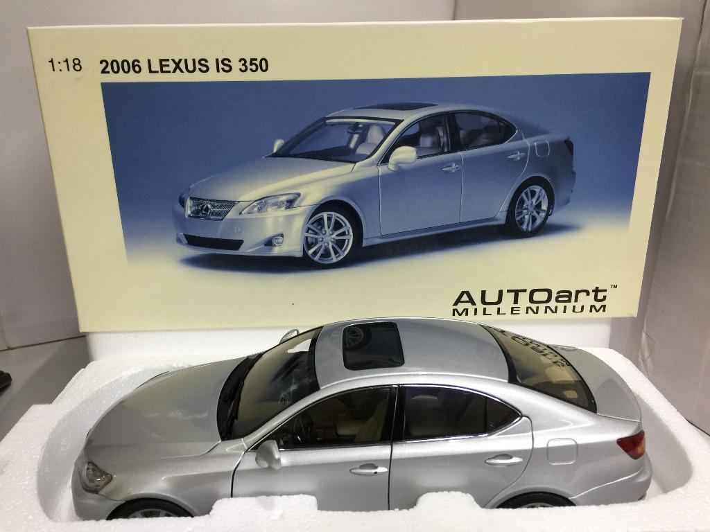 AUTOART 1/18 LEXUS IS 350 2006 TUNGSTEN PEARL