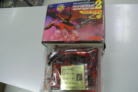 VINTAGE TOMY ZOIDS 2 RED WING MODEL KIT NO.5957