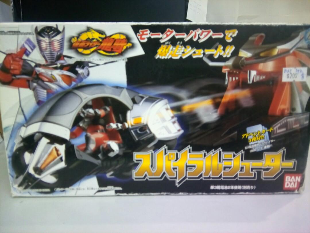 Kamen Rider Ryuki motorcycle model and stand  Used Internal quality bandai 04179