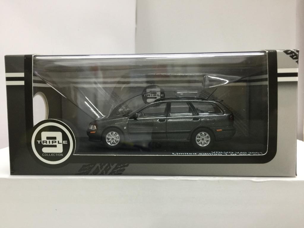 TRIPLE 9 1/43 VOLVO V40 2001 Dark Gray